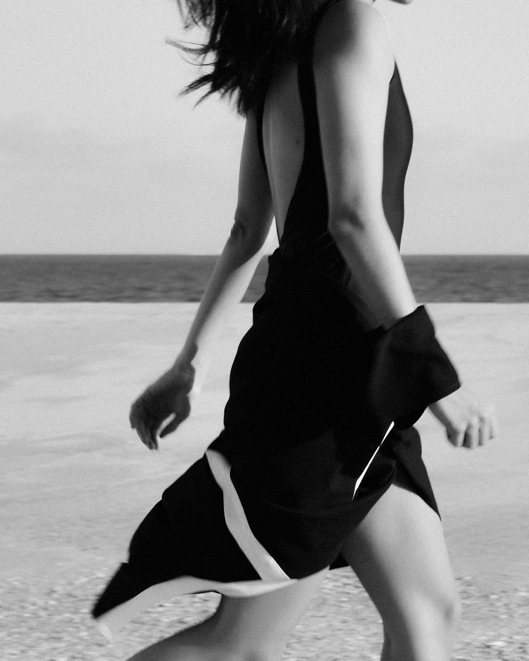 Alani Pareo Black
